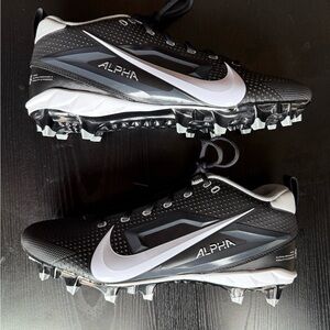 Nike Alpha Menace 4 Varsity Cleats